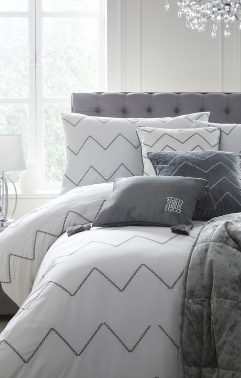Laurence Llewelyn Bowen Launches Luxury Bedding Collection