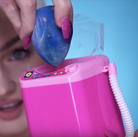 La lavadora de Amazon para limpiar tus esponjas de maquillaje