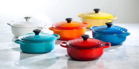 Lid, Cookware and bakeware, Product, Ceramic, Tableware, Stock pot, Dutch oven, Plastic, 
