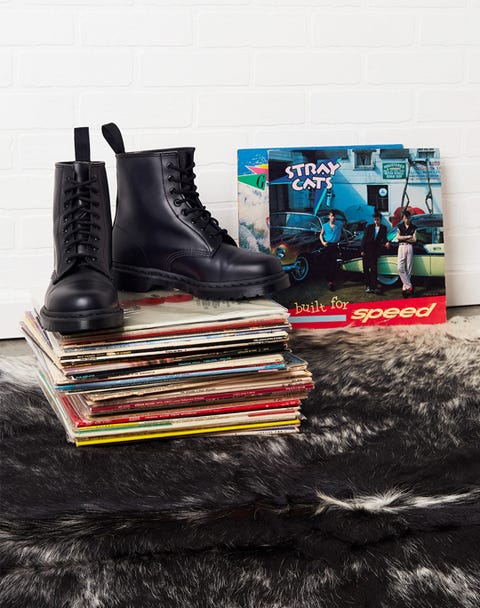 Over 300 surf, snow, skate and outdoor brands with free delivery* available on clothing, footwear, accessories & equipment. Docs Shoes Men - Leather Boots That You Can Actually Wear Forever Doc Martens Leather Boots Men