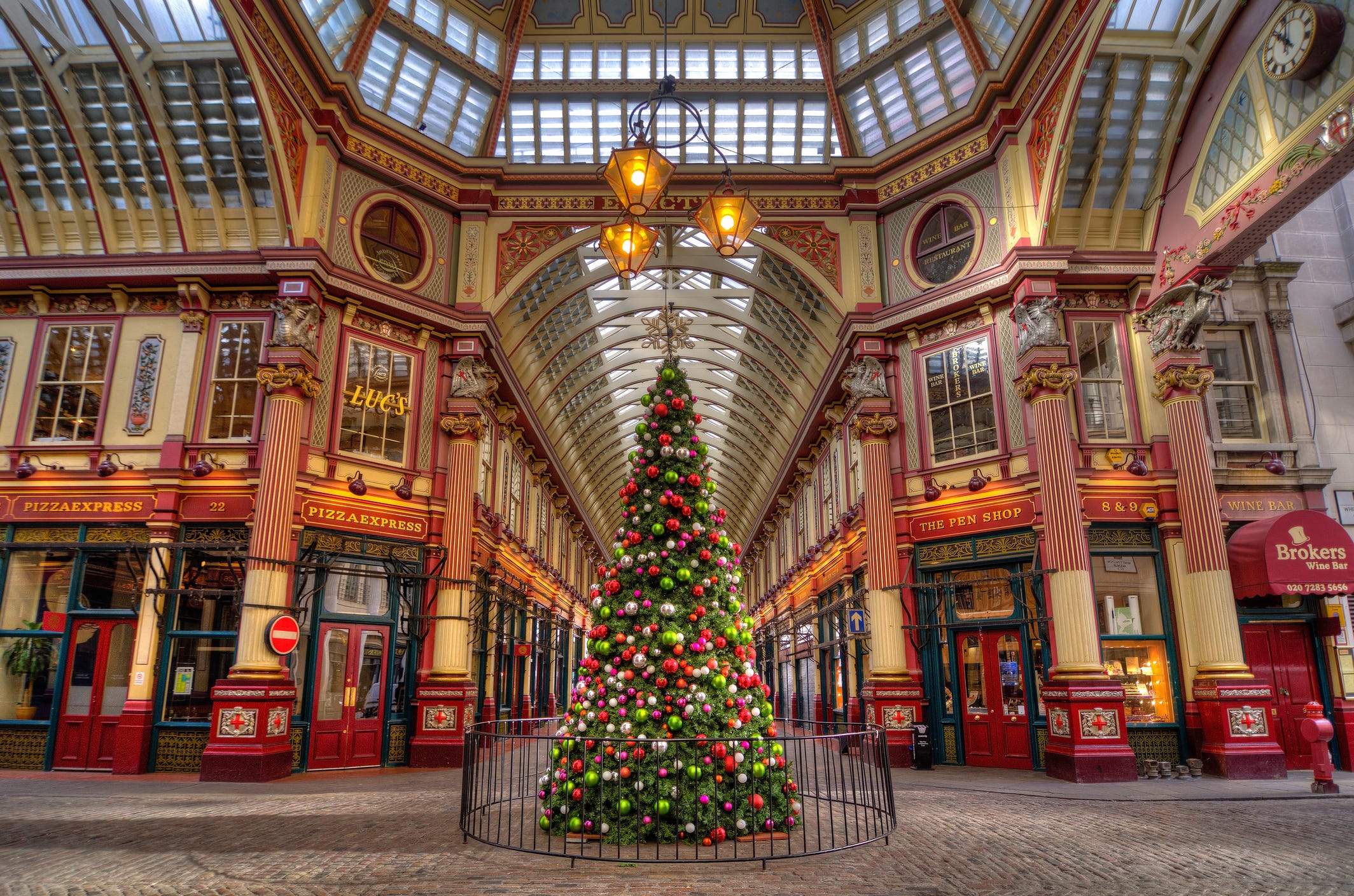 Best Things to Do in London at Christmas 2021 - London Holiday Activities