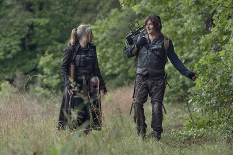 norman reedus como daryl dixon, lynn collins como leah, the walking dead temporada 11