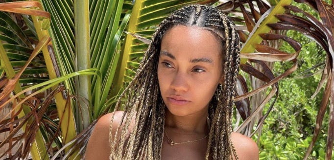 Leigh-Anne Pinnock shows pregnancy body in nude photograph