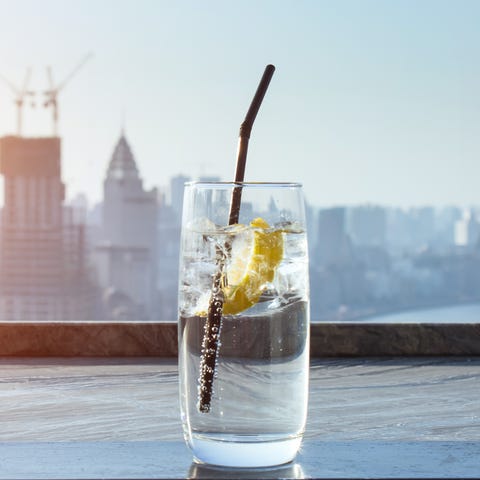 Lemon drinks with city background
