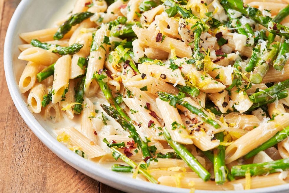 Don't Let Spring End Without Making This Lemony Asparagus Pasta