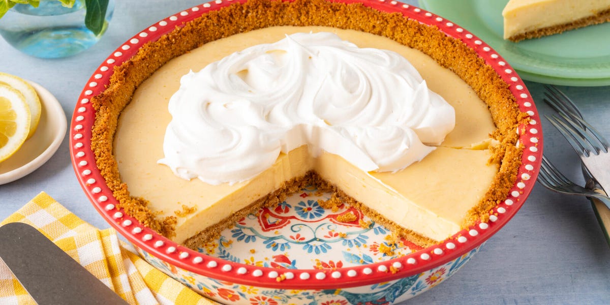 Easy Lemon Icebox Pie Recipe - How to Make Lemon Icebox Pie