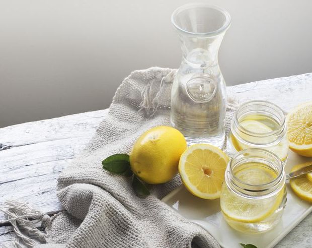 レモンウォーターを毎日飲むべき 5つの理由