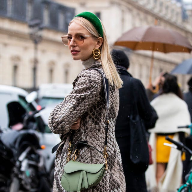 Street Style - Paris Fashion Week - Haute Couture Spring Summer 2020 : Day Three street style paris fashion week haute couture spring summer 2020 day three
