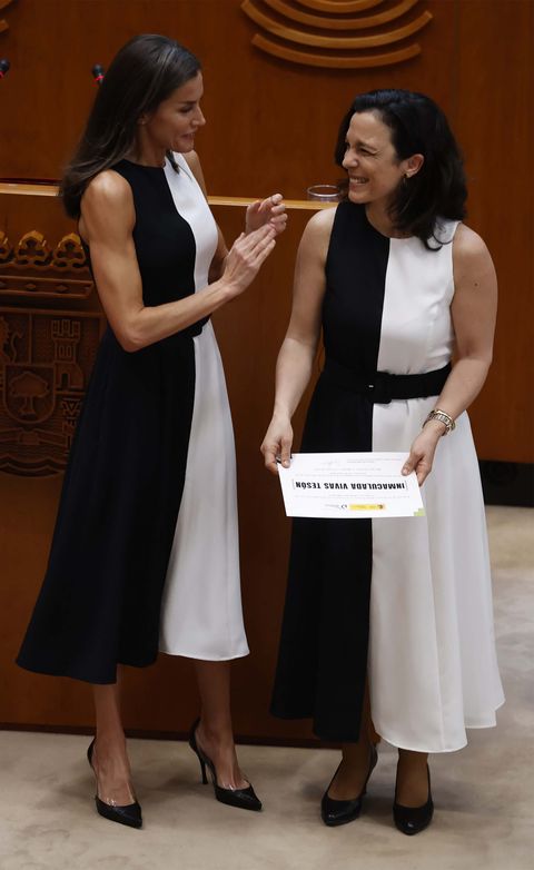 spanish queen letizia and inmaculada vivas teson  during queen letizia 2021 awards in merida badajoz on wednesday, 4 may 2022