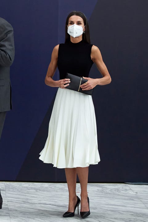 Faldas largas, midi y cortas para tus looks de invitada Faldas largas, midi y cortas para tus looks de invitada