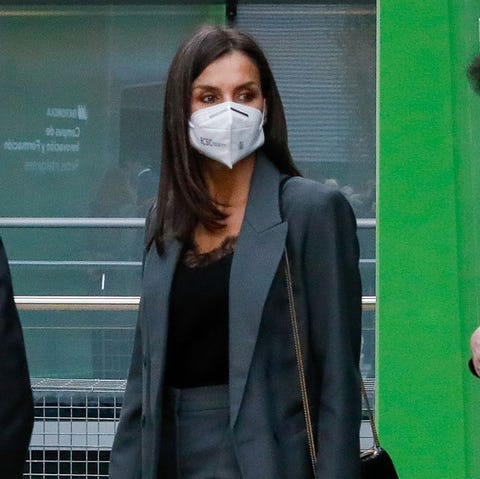 Letizia estrena traje de chaqueta