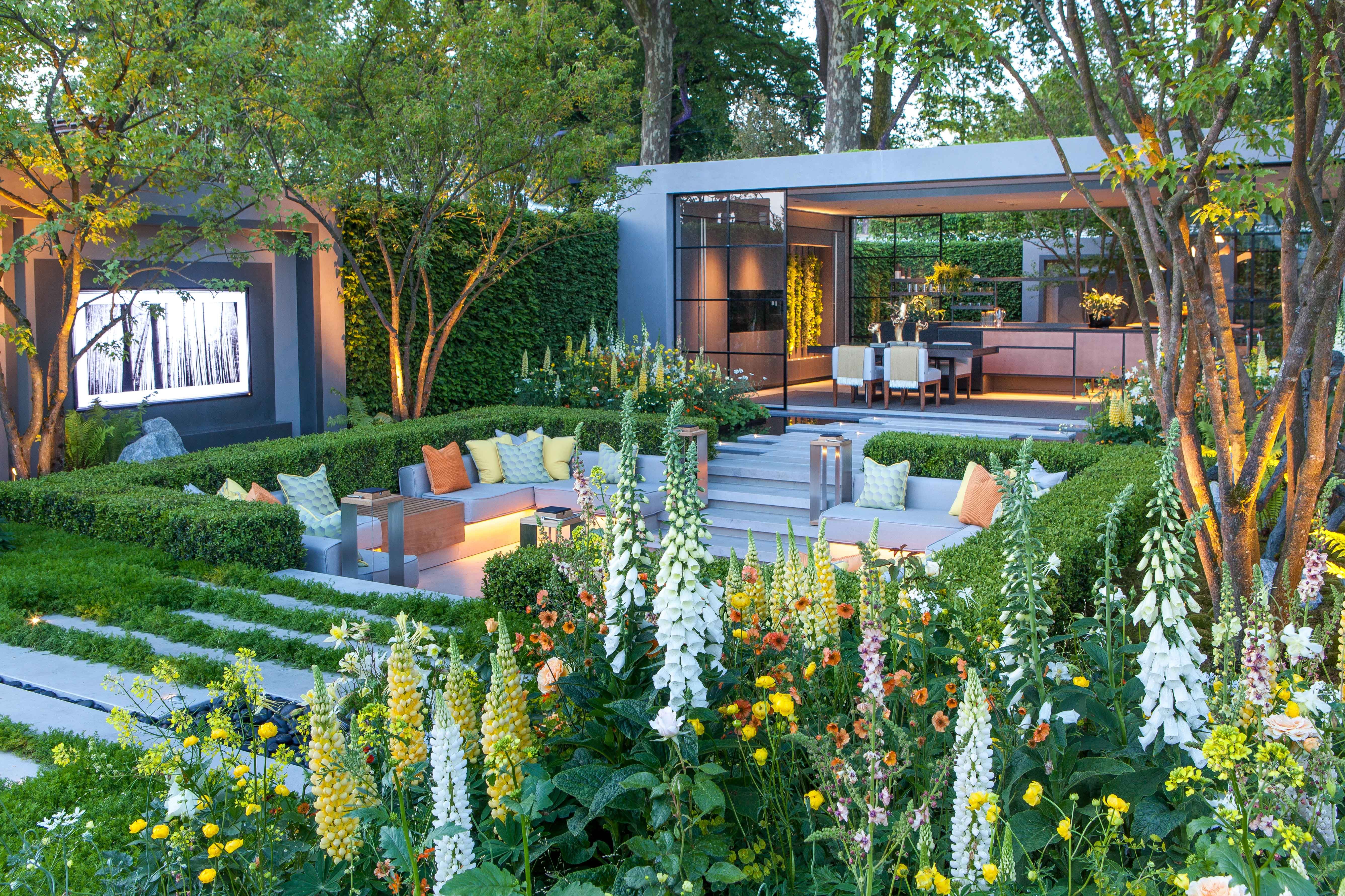 chelsea flower show - eco-city garden aims to reduce pollution