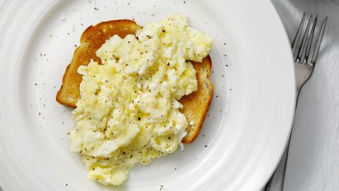 Light, Fluffy and Buttery Scrambled Eggs on Toast