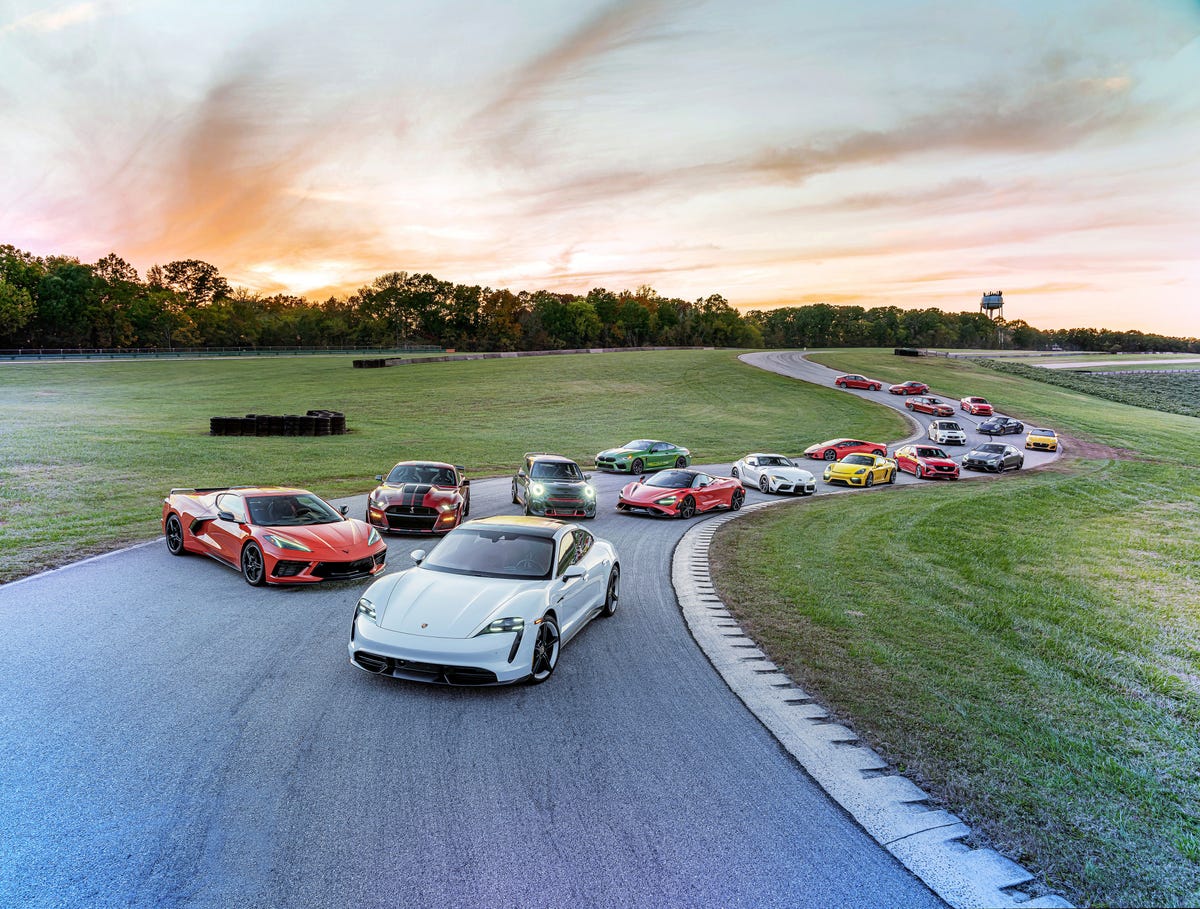 www.caranddriver.com