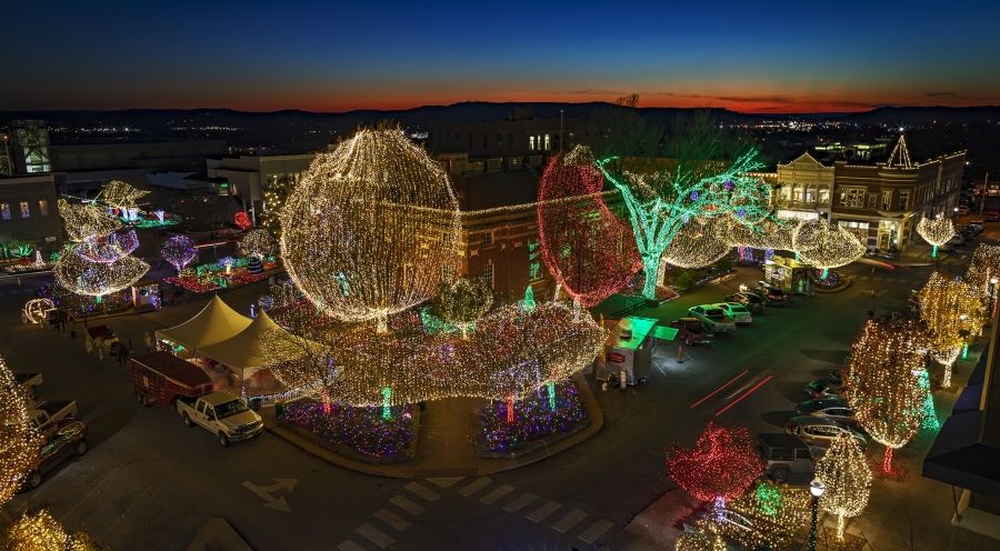 38 Best Christmas Light Displays In The U S Holiday Light Shows Near Me