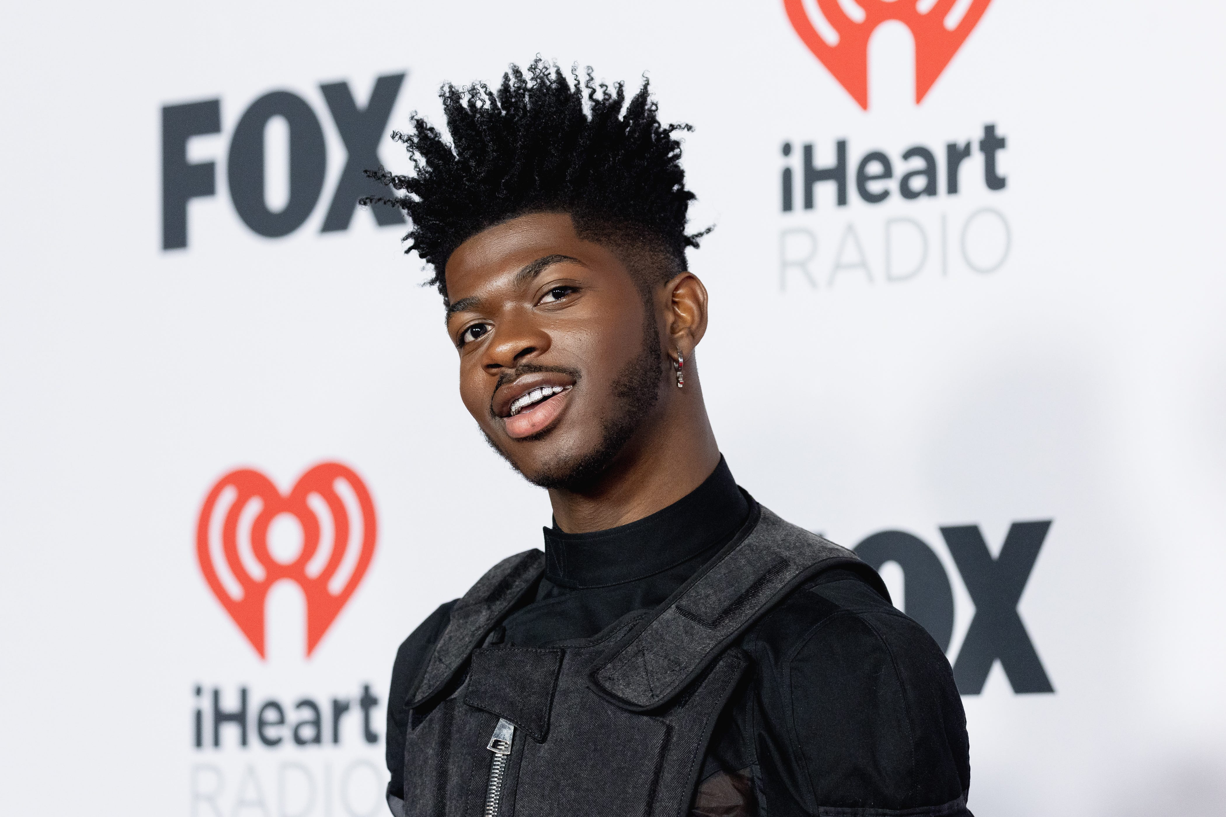 Lil Nas X Showed Off His Shredded Abs While Dancing Shirtless