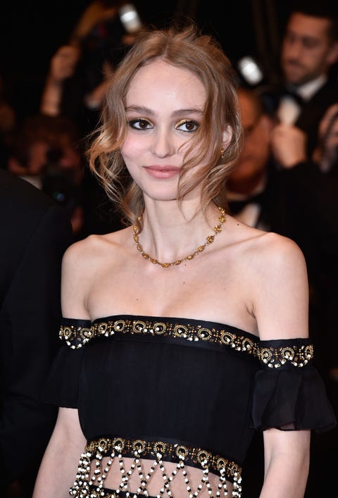 ますます目が離せない リリー ローズ デップのパーフェクトモーメント40 ハーパーズ バザー Harper S Bazaar 公式 ますます目が離せない リリー ローズ デップのパーフェクトモーメント40 ハーパーズ バザー Harper S Bazaar 公式