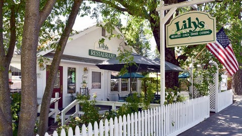 Property, House, Building, Real estate, House, Tree, Neighborhood, Cottage, Fence, Restaurant, 