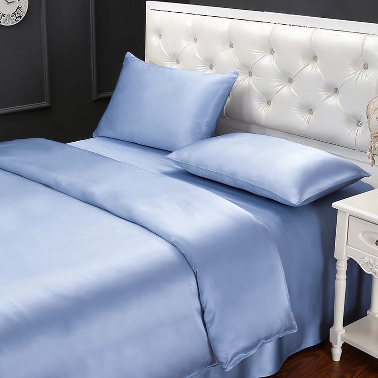 8 Best Silk Sheets for 2018 - Sophisticated Silk Bed Sheets for Softer