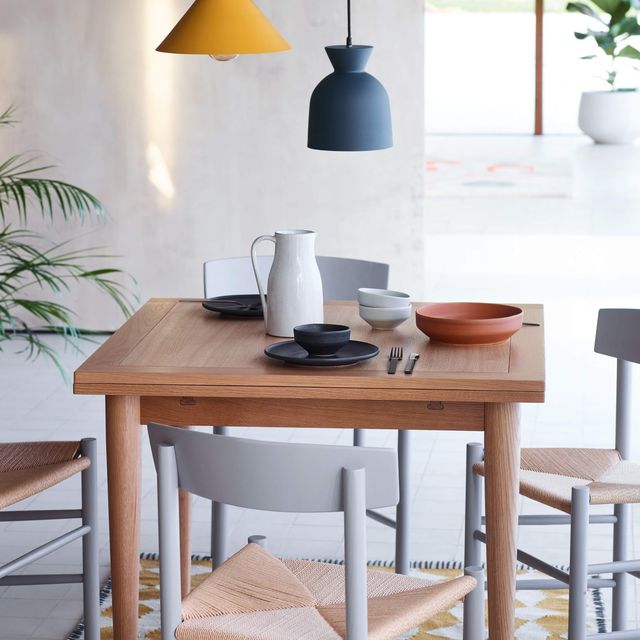 Best Small Dining Table 18 Space, What Shape Table For Small Kitchen