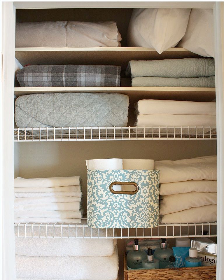 10 Best Linen Closet Organization Tips in 2018 - How To Organize Your ...