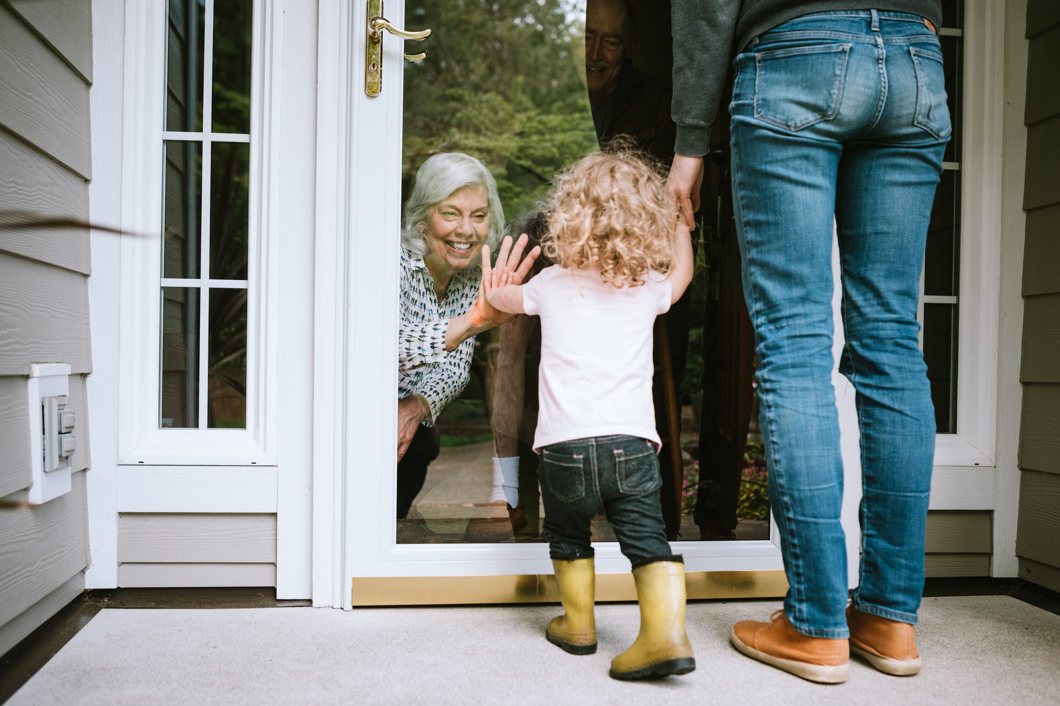  ist es sicher, Familie wieder zu besuchen