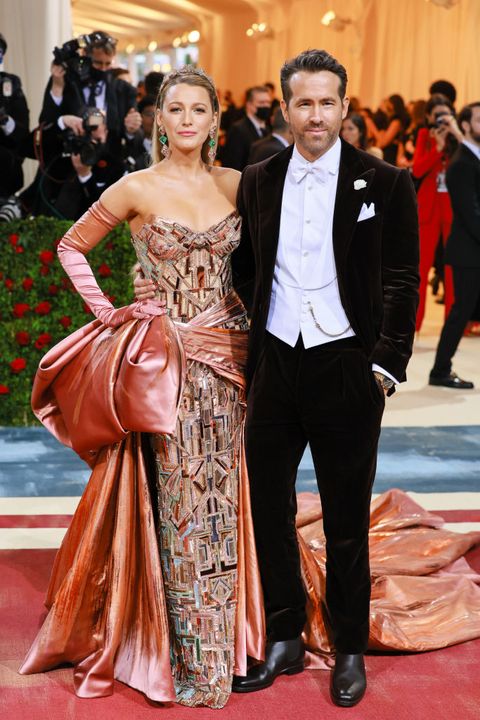 new york, new york   may 02 l r 2022 met gala co chairs blake lively and ryan reynolds attend the 2022 met gala celebrating in america an anthology of fashion at the metropolitan museum of art on may 02, 2022 in new york city photo by theo wargowireimage