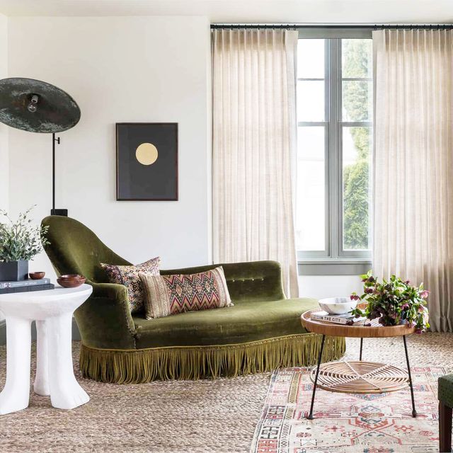 15 Stylish Living Room Lighting Ideas, Chaise Lounge Living Room