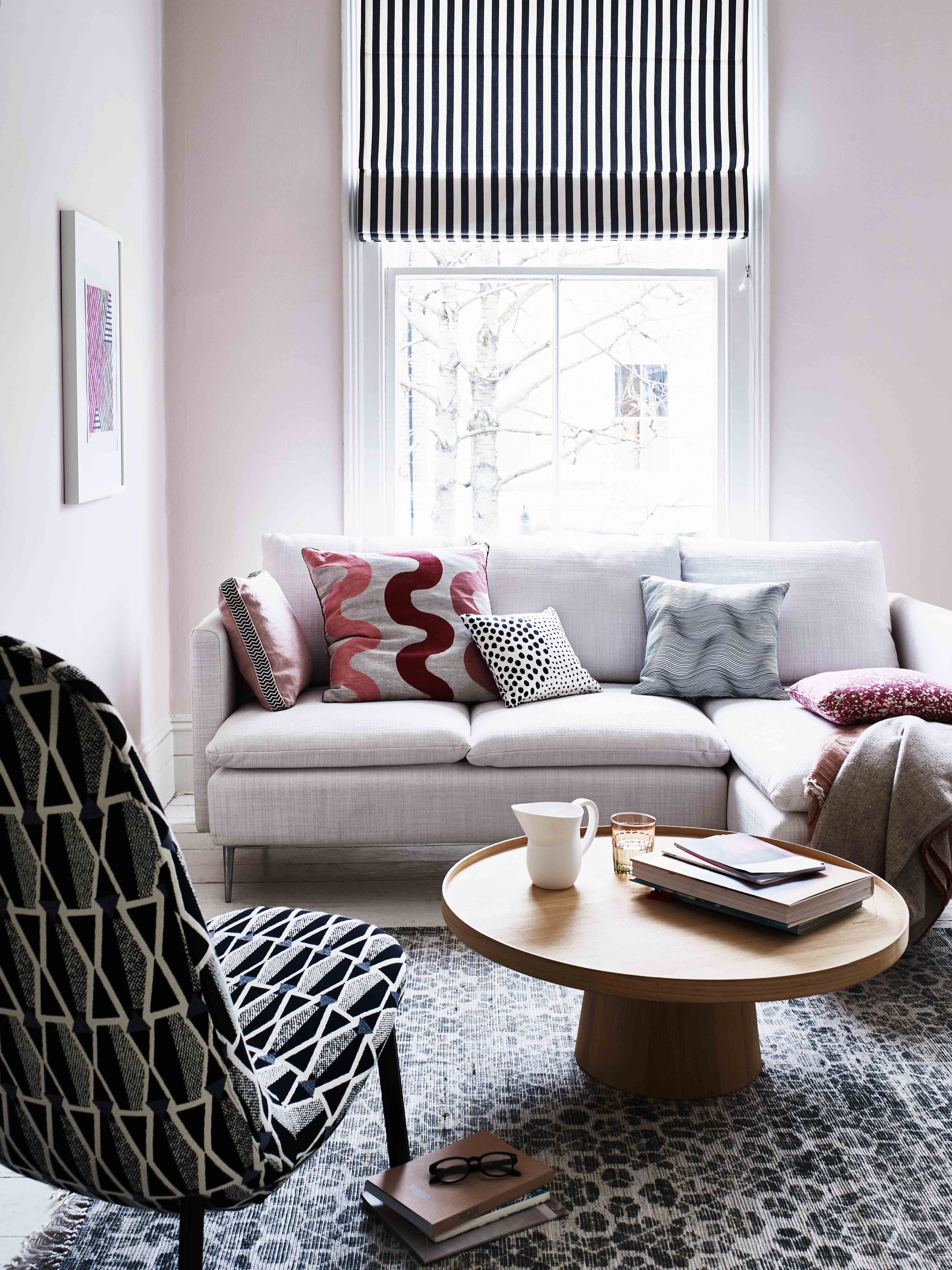 To Style Your Sitting Room : How To Decorate Your Living Room Like