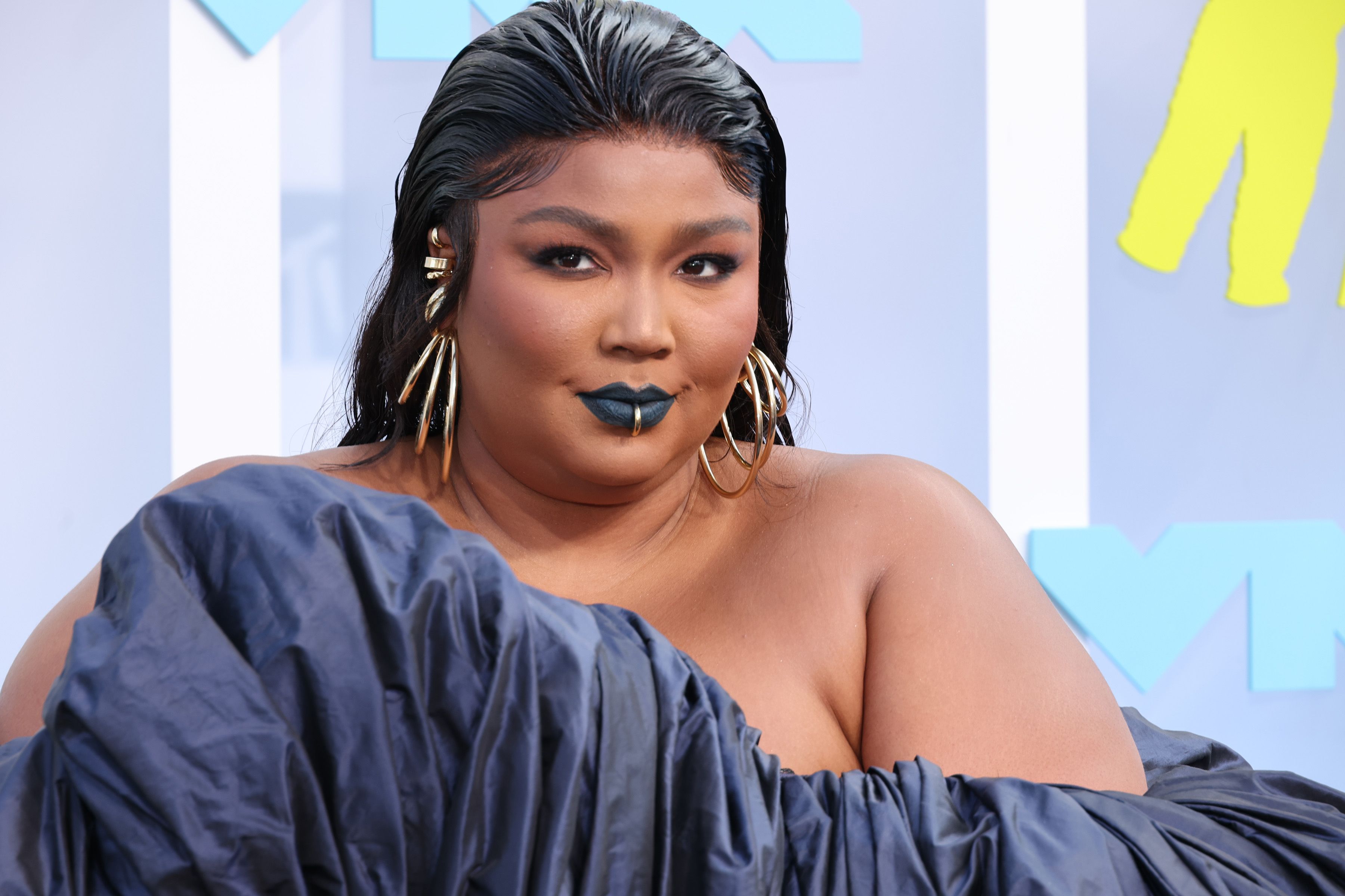 Lizzo Rocked a Jean Paul Gaultier Gown at MTV VMAs 2022