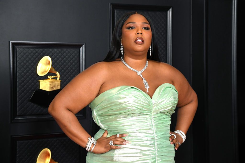 lizzo grammy dress