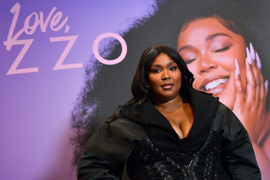 Lizzo Shuts Down Body Shamers With Ease In Epic Censored Post 4669