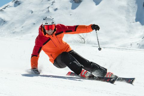 Skier, Snow, Ski, Ski binding, Ski boot, Skiing, Ski Equipment, Winter sport, Alpine skiing, Recreation, 