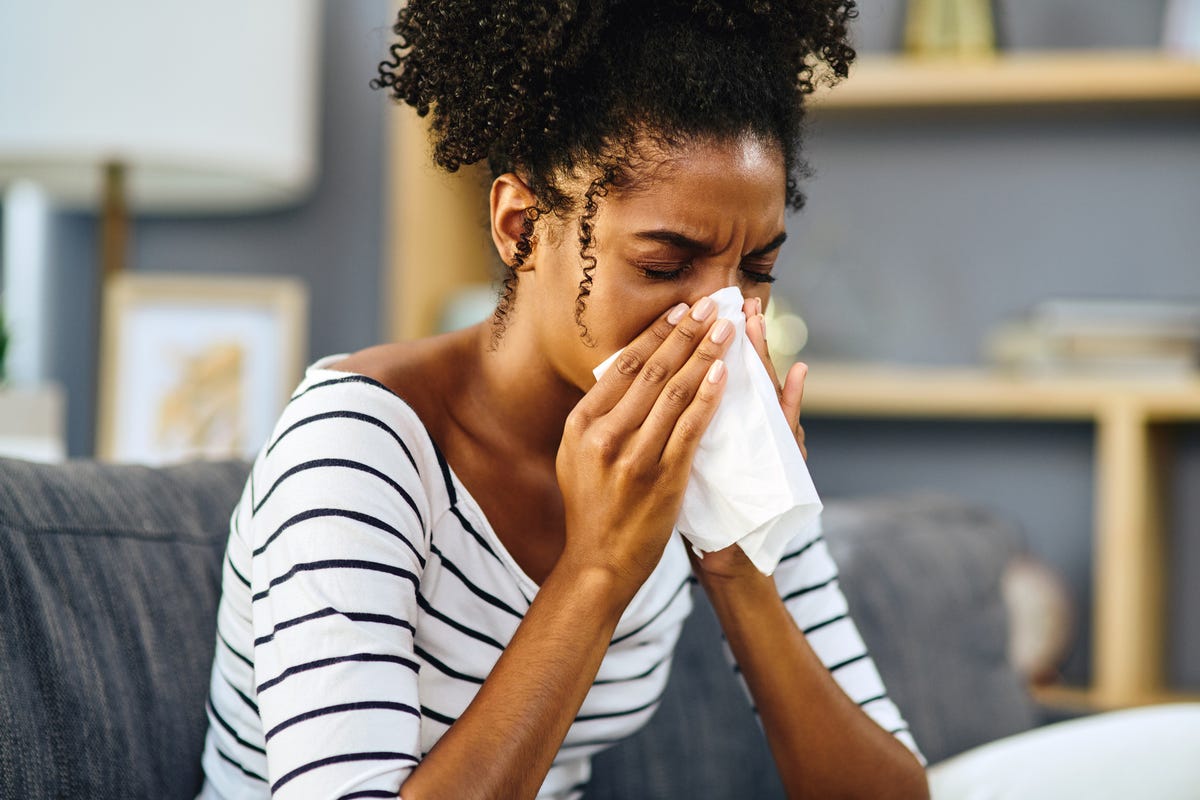 COVID-19 vs. Common Cold Symptoms - How to Tell the Difference