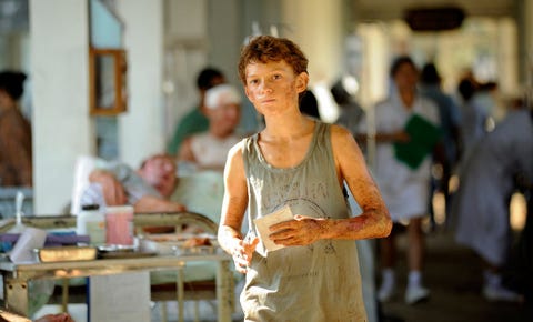 tom holland in the impossible