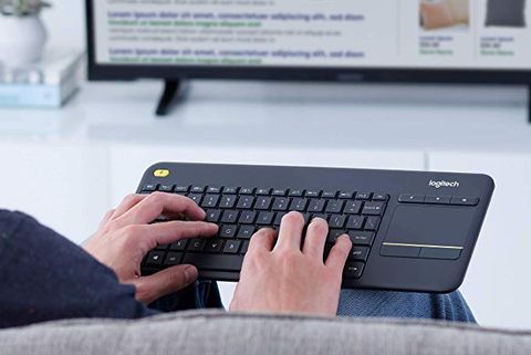 Space bar, Computer keyboard, Electronic device, Technology, Desk, Input device, Touchpad, Computer, Font, Typing, 
