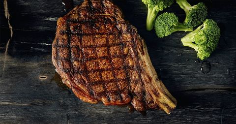 Rib eye steak, Steak, Flat iron steak, Delmonico steak, Rinderbraten, Pork chop, Food, Roasting, Roast beef, Dish, 