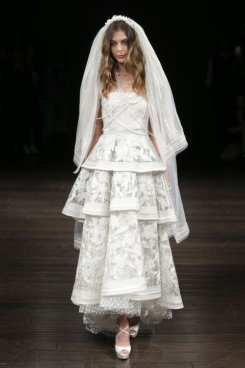 Clothing, Bridal veil, Sleeve, Bridal clothing, Shoulder, Shoe, Veil, Dress, Textile, White, 