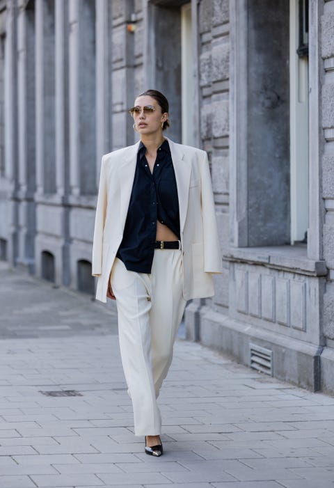 Looks minimalistas estilo años 90 para la oficina Looks minimalistas estilo años 90 para la oficina
