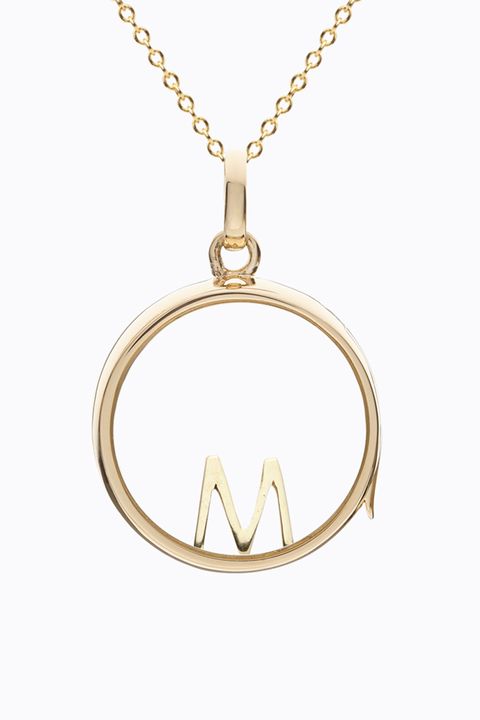 Fashion accessory, Metal, Pendant, Chain, Symbol, Circle, Material property, Gold, Brass, Oval, 