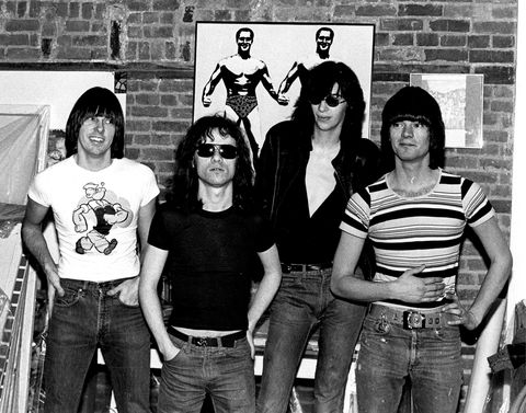 10 looks de los Ramones que son más Ramone que la camiseta típica