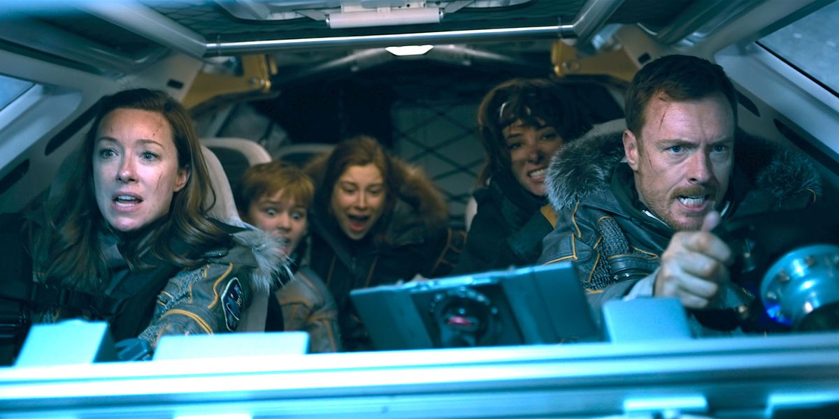 Lost in Space 2018 Trailer - Netflix's New Lost in Space Series Has
