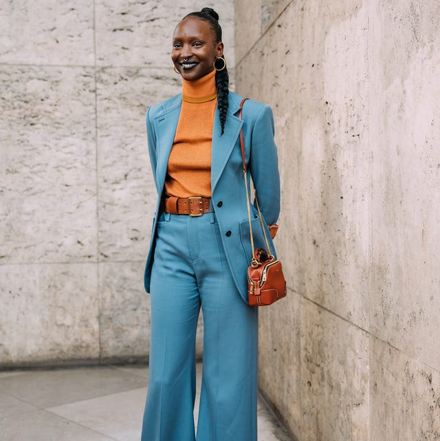 Streetstyle look op Paris Fashion Week Lente/Zomer 2021 streetstyle look op paris fashion week lentezomer 2021
