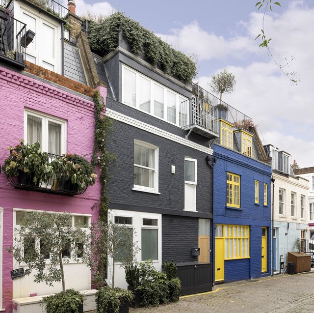 mews home from love actually for sale in notting hill