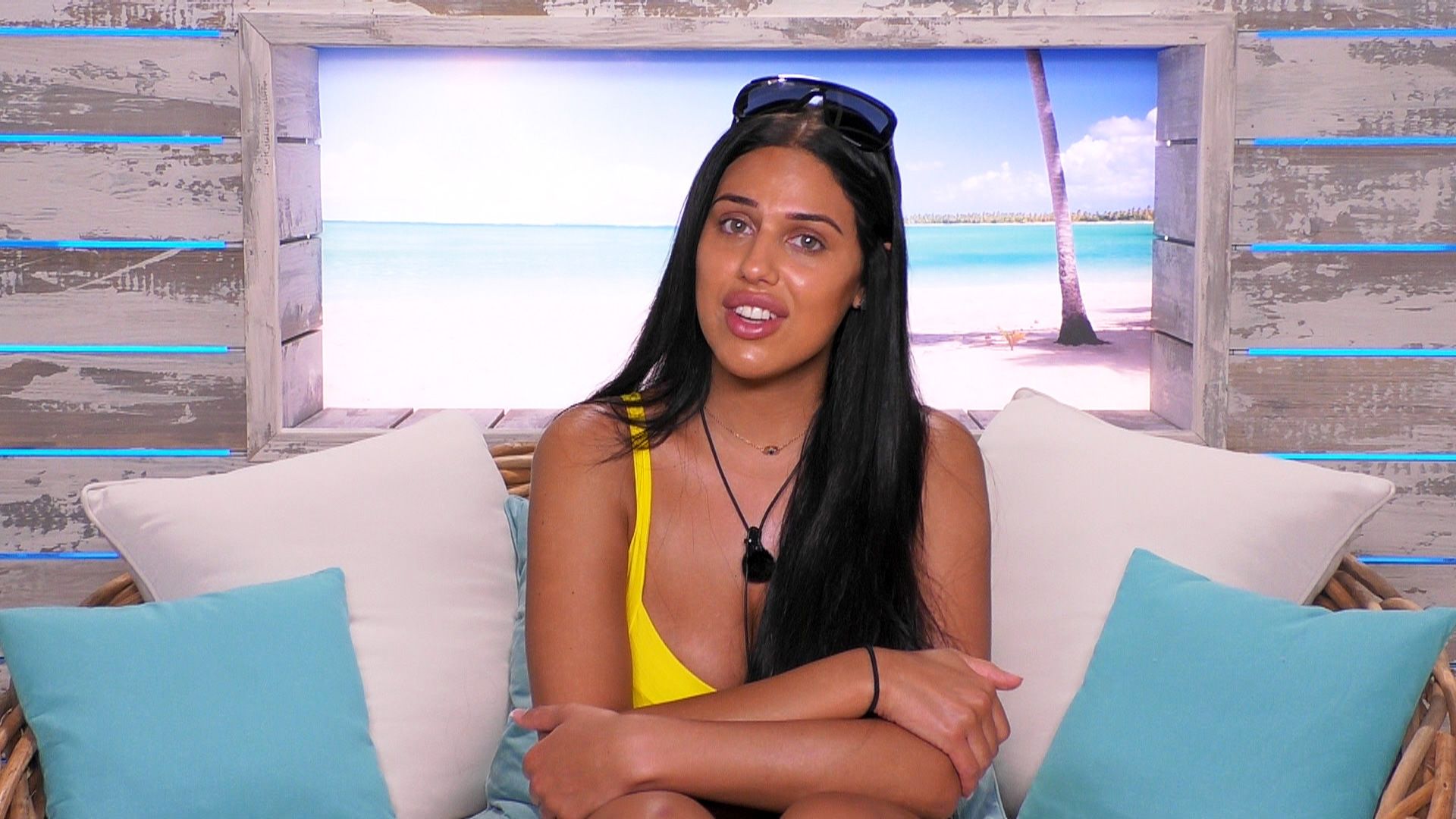 Love Island viewers are not happy with Anna Vakili after the ...