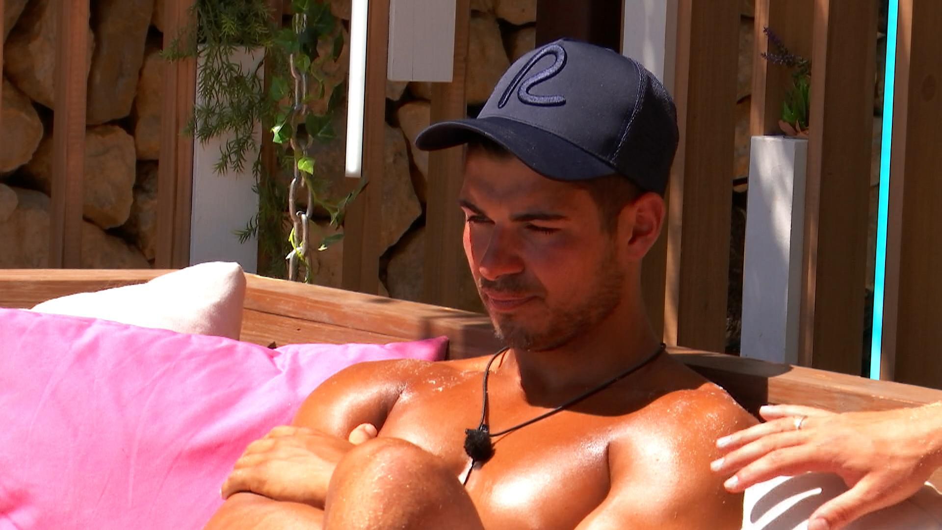 love island baseball cap 2019