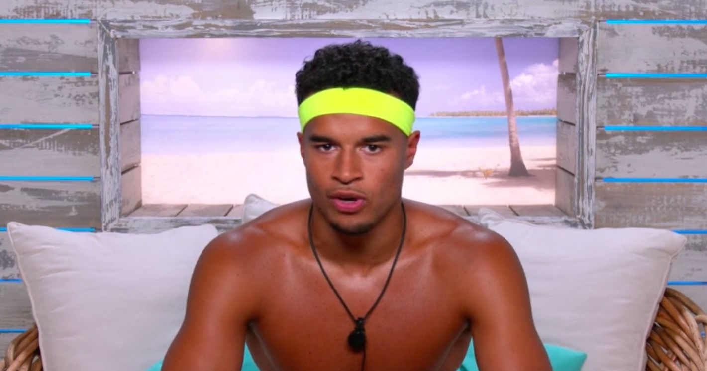 Love Island Fans Can T Stop Laughing At Toby Losing Sports Day