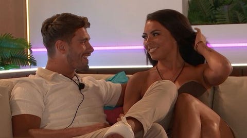 The Beige Thorn of Love Island responde a los rumores de citas de Jack O'Neill