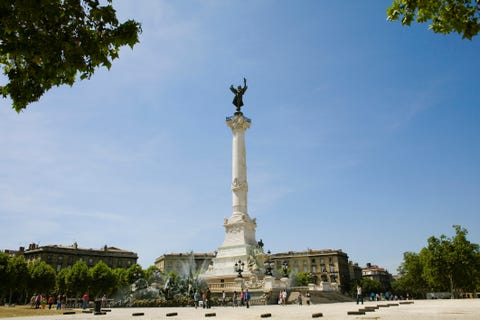 Low angle view of a monument, Fontaine Des Quinconces, Monument Aux Girondins, Bordeaux, Aquitaine, France