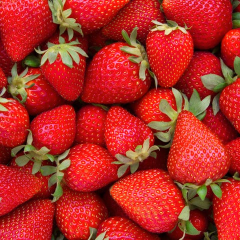 low calorie snacks - strawberries